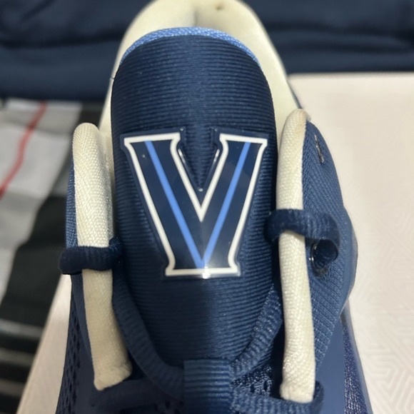 Size 15 Villanova Nike player edition Greek Freaks main image 5